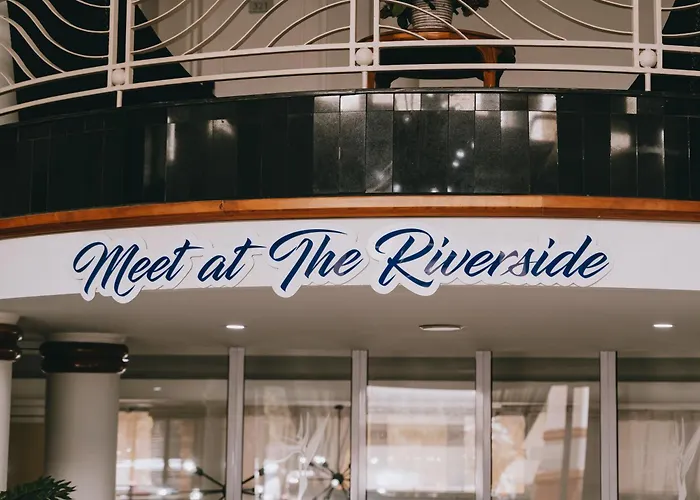 Golf hotels Riverside